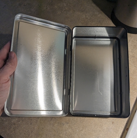 Skeleton Hologram Metal Lunchbox Container - new - Picture 3 of 3